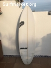 Tabla de surf Dylan 5'7'' 24L