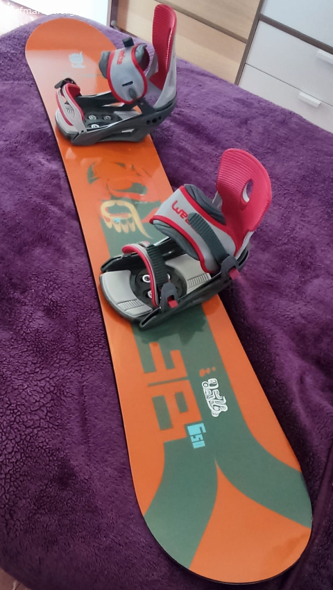 Anuncios segunda mano Snowboard - Tabla snowboard wed'ze157cm con - 80€