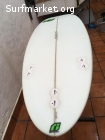 Tabla surf 5'9 Casi nueva 6 baños