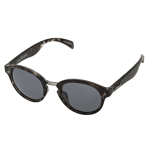 Gafas de sol Noosa Grey cristal polarizado tendencia multimarca surf tienda de gafas de sol surfmarket.org