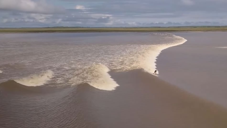 Pororoca - Río Araguari