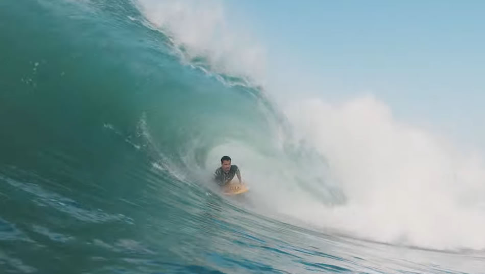 Shorebreak Copacabana